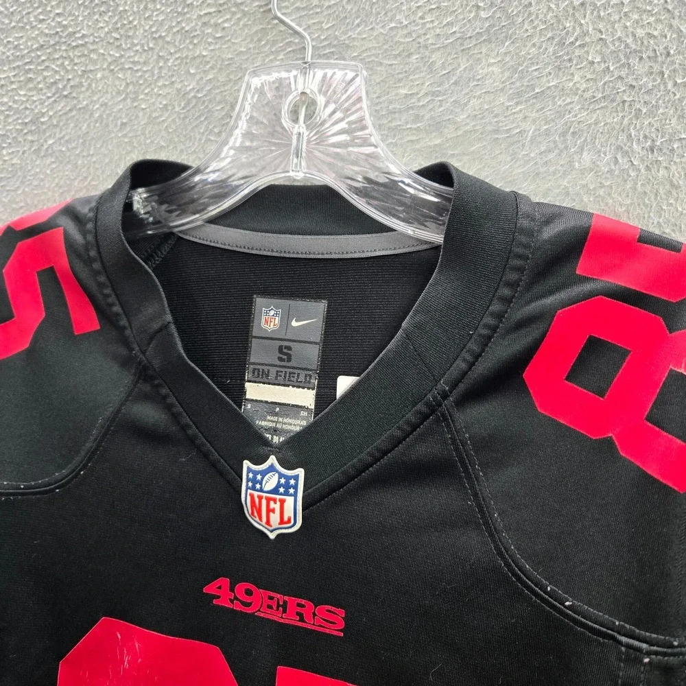 San Francisco 49ers Men Jersey Black Red‎ Small Vernon Davis 85 Nike Swoosh Logo